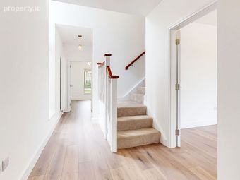 30 Abbey Green, The Baskins, Cloghran, Kinsealy, Co. Dublin - Image 2