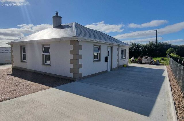 Belalt, Castlefin, Co. Donegal - Click to view photos