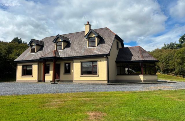 Glenpipe Via Waterford, Mullinavat, Co. Kilkenny - Click to view photos