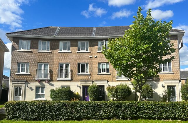 98 Belgree Boulevard, Tyrrelstown, Dublin 15 - Click to view photos