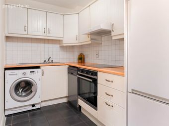 17 Derrynane Square, Dorset Street Lower, Dublin 7, Co. Dublin, North Circular Road, Dublin 7 - Image 4