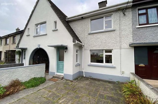 10 Mcdonagh Avenue, Mervue, Mervue, Co. Galway - Click to view photos