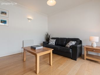 29 Harbour Court, George's Place, Dun Laoghaire, Co Dublin, Dun Laoghaire, Co. Dublin - Image 4