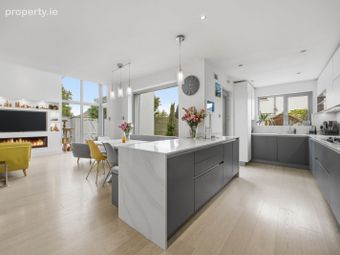 68 Collinswood, Collins Avenue, Whitehall, Dublin 9 - Image 4