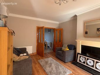 101 Clarkes Wood, Mount Oval Village, Rochestown, Co. Cork - Image 4