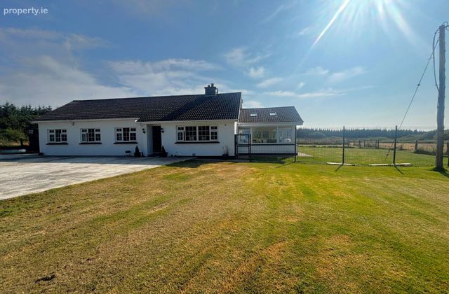 Zilmar, Kilmacleague, Clohernagh, Co. Waterford - Click to view photos