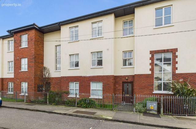 15 Waterloo Way, Waterloo Road, Wexford Town, Co. Wexford - Click to view photos