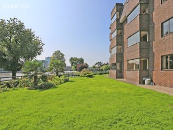 10 Strand Court, O' Callaghan Strand, Limerick, North Circular Road, Co. Limerick - Image 4