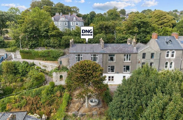 1 Rockview Terrace, Middle Glanmire Road, Tivoli, Co. Cork - Click to view photos