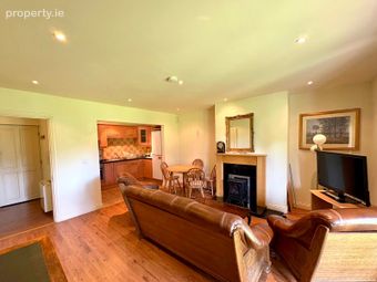 Bofin House, Harbour Road, Tarmonbarry, Co. Roscommon - Image 4
