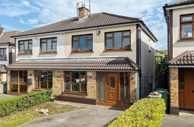 28 Whitethorn Walk, Carriglea Downs, Dun Laoghaire, Co. Dublin, Dun Laoghaire, Co. Dublin - Click to view photos