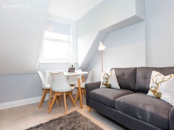 Flat 5, 10 Stamer Street, Dublin 8 - Image 2