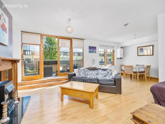 9 Woodbrook Court, Castleknock, Dublin 15, Co. Dublin, Castleknock, Dublin 15 - Image 2