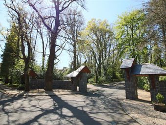 20 Earl Court, Lough Rynn, Mohill, Co. Leitrim, Mohill, Co. Leitrim - Image 2