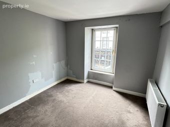 92 Main Street, Carrick-on-suir, Carrickbeg, Co. Tipperary - Image 4