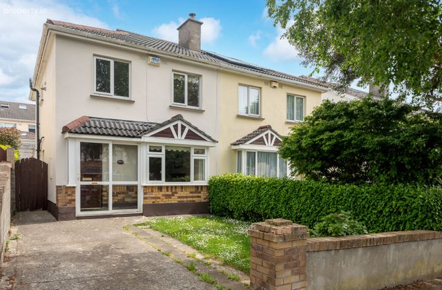 26 Sandyford Hall Crescent, Sandyford, Dublin 18 - Click to view photos