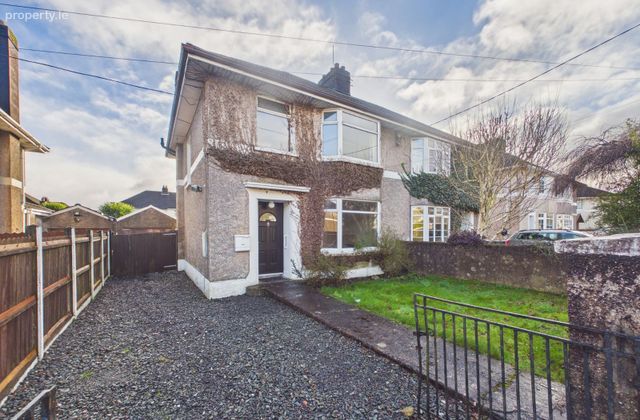 Bessbrook, 28 Browningstown Park West, Ballinlough, Co. Cork - Click to view photos