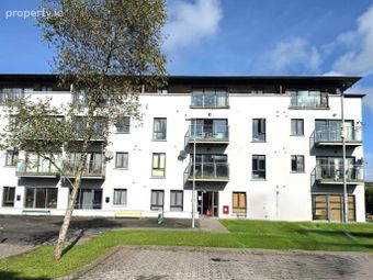 32 Chapel Court, Chapel Lane, Claremorris, Co. Mayo - Image 2