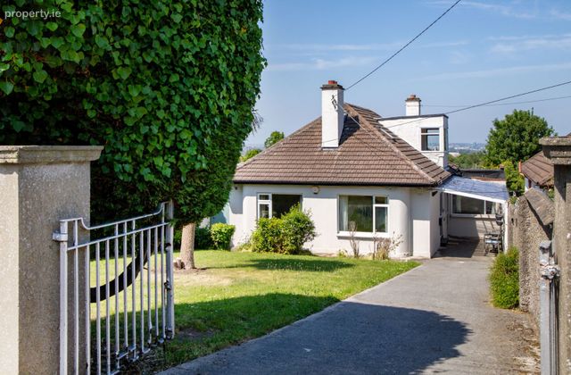 Minden, 26 Deerpark Road, Mount Merrion, Co. Dublin - Click to view photos