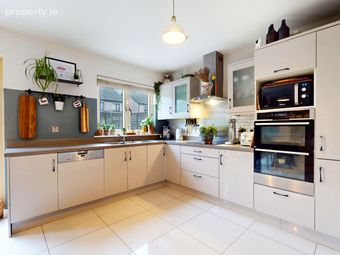 24 The Way, Hansfield Woods, Clonsilla, Dublin 15 - Image 2