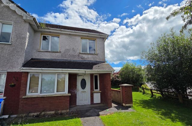 1 The Courtyard, Twin Oaks, Bailieborough, Co. Cavan - Click to view photos