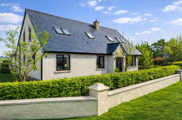 Coolnahiley, Tullamore, Co. Offaly, Aharney, Co. Offaly - Click to view photos