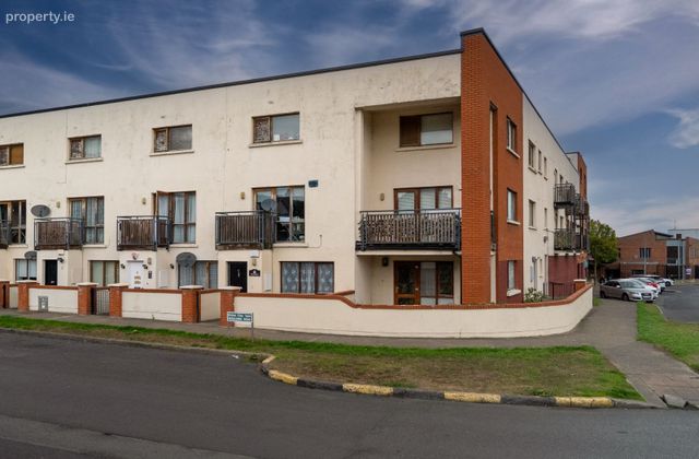 7 Montpelier Court, Kiltalown Road, Jobstown, Dublin 24 - Click to view photos