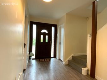 42 Meadow Grove, Dundalk, Co. Louth - Image 4