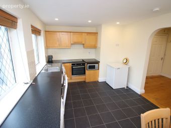 10 Maryborough Green, Maryborough Hill, Douglas, Co. Cork - Image 5