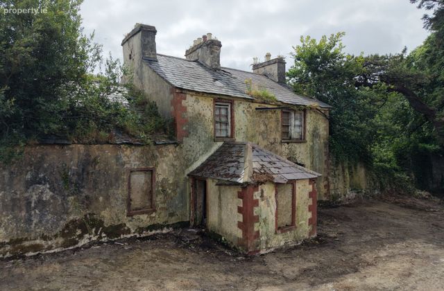 Carrowcannon House , Carrocannon, Falcarragh County Donegal, Falcarragh, Co. Donegal - Click to view photos