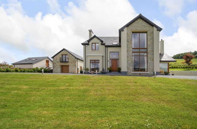 Milltown, Newmills, Co. Donegal - Click to view photos