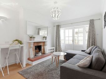 Apartment 15, Temple Court, Dublin 2 - Image 4