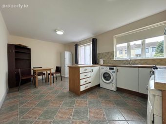8 Drumbiggle Drive, Ennis, Co. Clare, Ennis, Co. Clare - Image 5