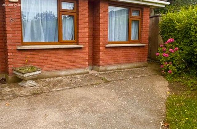 Rose Cottage, 2a Carrickhill Walk, Portmarnock, Co. Dublin - Click to view photos