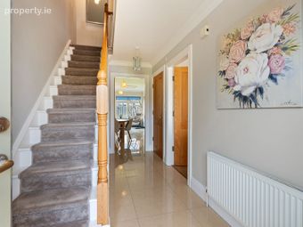 24 Holly Vale, Forest Hill, Carrigaline, Co. Cork - Image 2