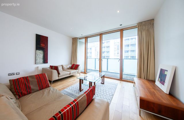 Apt 31, Saunders House, Spencer Dock, IFSC, Dublin 1 - Click to view photos