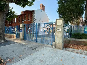 Apartment 50, Hyde Square, Kilmainham, Dublin 8 - Image 2