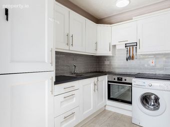 Apartment 18 Bellevue Court, Dornden Park, Booterstown, Co. Dublin - Image 4