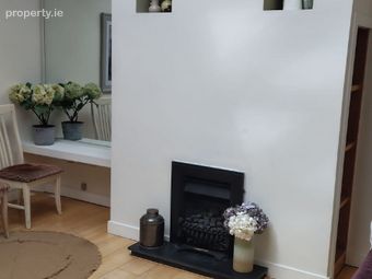 2 Eaglewood Mews, Rochestown Avenue, Dun Laoghaire, Co. Dublin - Image 4