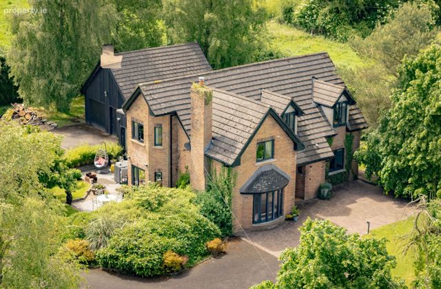 Limetrees, Yellow Bog, Kilcullen, Co. Kildare - Click to view photos