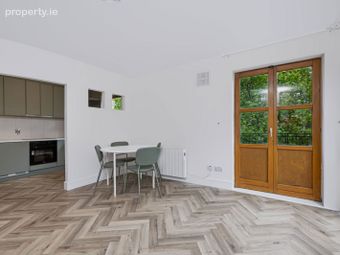 Apartment 3, Friary Close, Christchurch, Dublin 8 - Image 4
