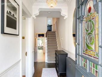 14 Oaklands Park, Dublin 4, Sandymount, Dublin 4 - Image 2