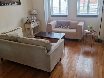 Bishopsmede Apt, Clanbrassil Street, Dublin 8 - Image 3