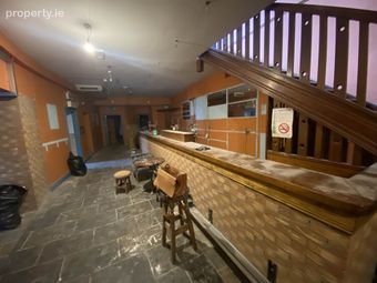 Cahills Bar &amp; Lounge, 3 Mulgrave Street, Limerick, Co. Limerick, Limerick City Centre, Co. Limerick - Image 3