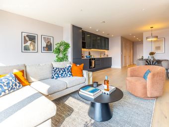 1 Bed, Tara Street, Dublin 2 - Image 3