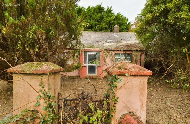Ballycullane, New Ross, Ballycullane, Co. Wexford - Click to view photos
