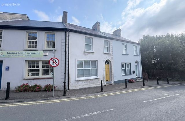 6 Castle Street, Letterkenny, Co. Donegal - Click to view photos