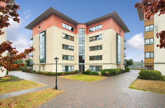 Apartment 30, West Courtyard, Tullyvale, Cabinteely, Dublin 18 - Click to view photos