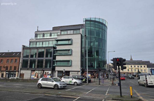 Boyne Communications, Boyne Tower, Bull Ring, Drogheda, Co. Louth - Click to view photos