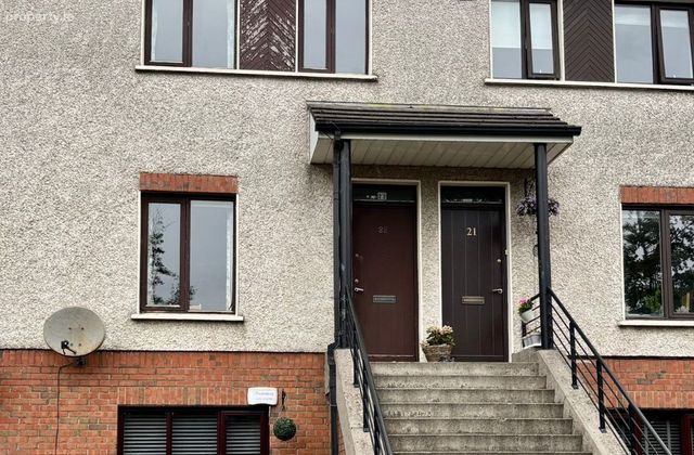 22 The Maples, Moorefield Road, Newbridge, Co. Kildare - Click to view photos